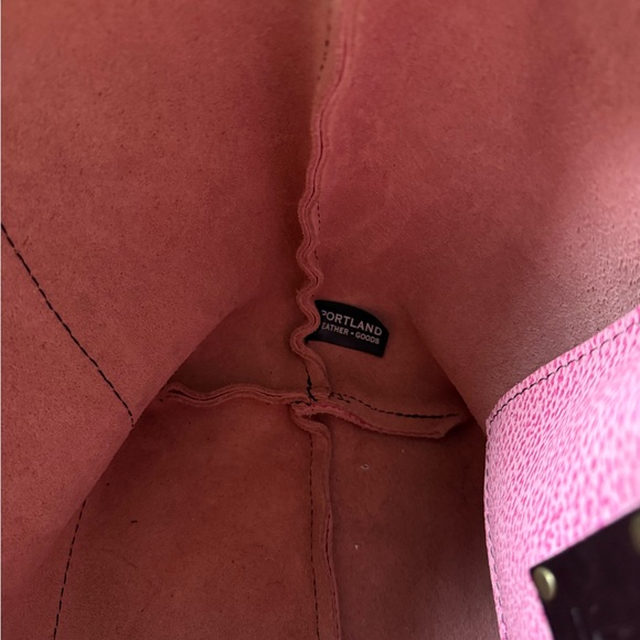 Portland Leather Goods Large Tote Pebbled Bubblegum Pink Bag Work Travel EUC - Picture 9 of 11